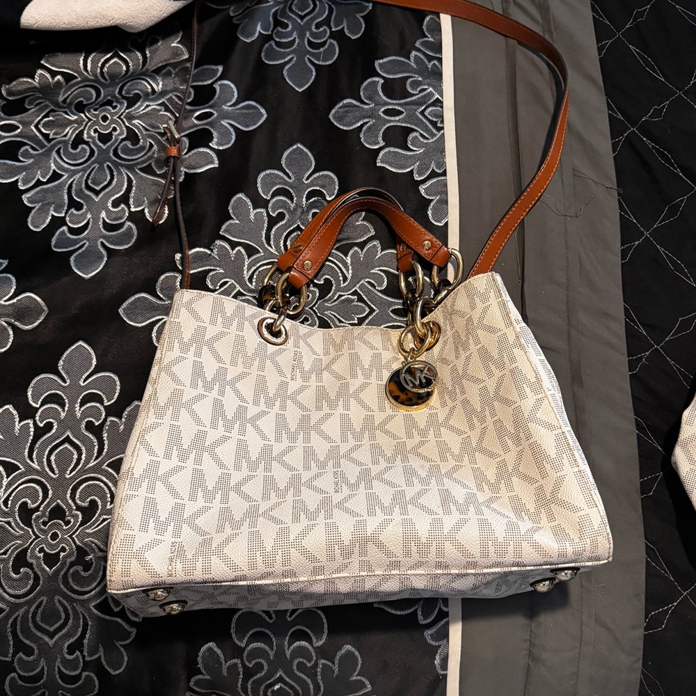 Michael Kors Cross Body